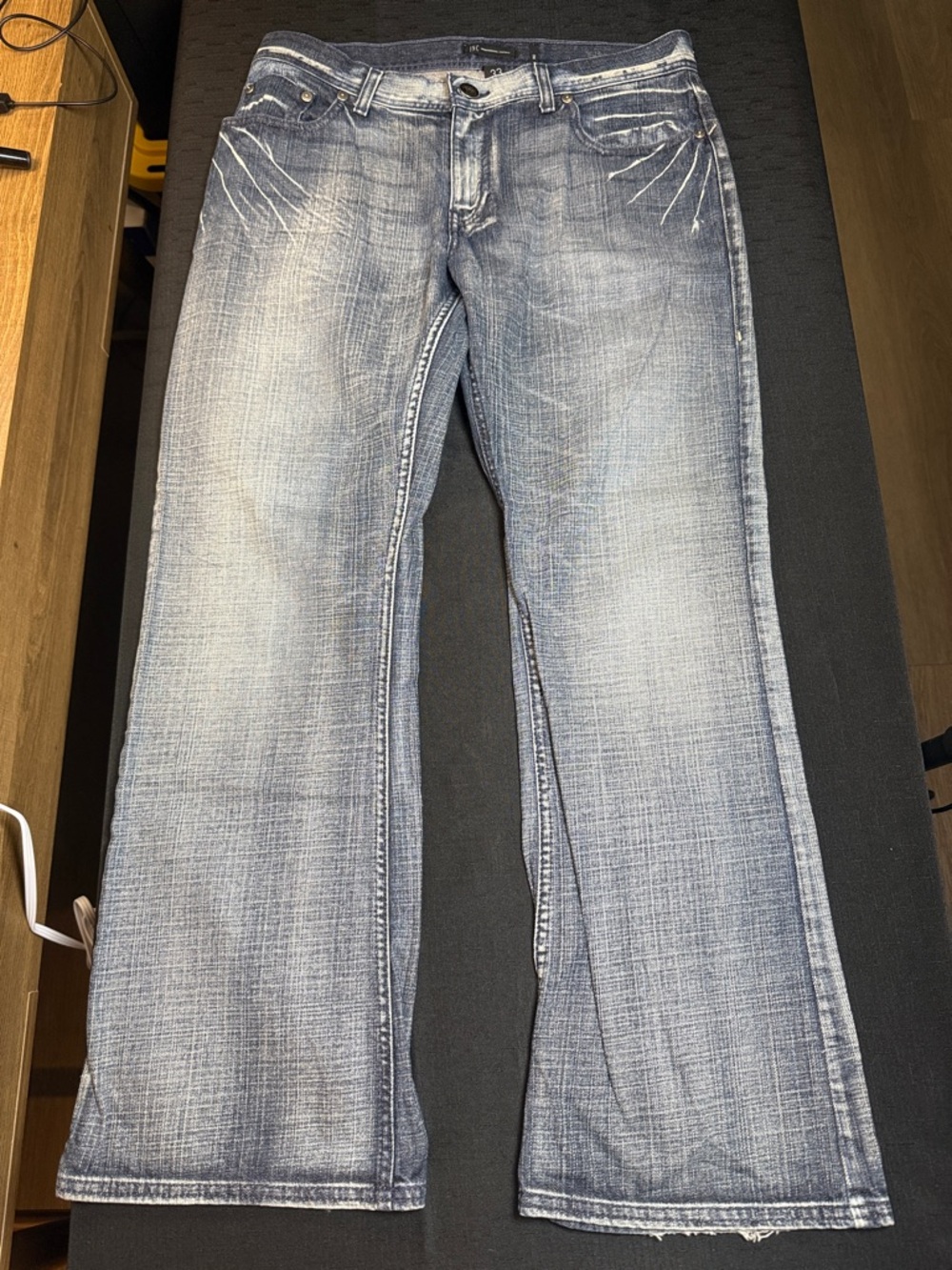 INC International Concepts Light Wash Flare Jeans Size 33